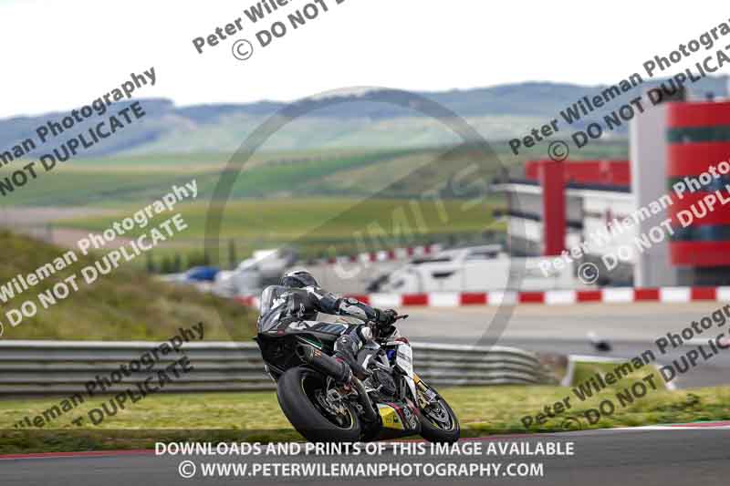 cadwell no limits trackday;cadwell park;cadwell park photographs;cadwell trackday photographs;enduro digital images;event digital images;eventdigitalimages;navarra;no limits trackdays;peter wileman photography;racing digital images;trackday digital images;trackday photos